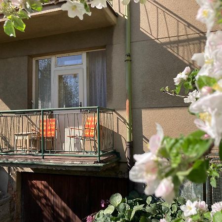 Spacious Apartment - Free Parking! Prag Exteriör bild