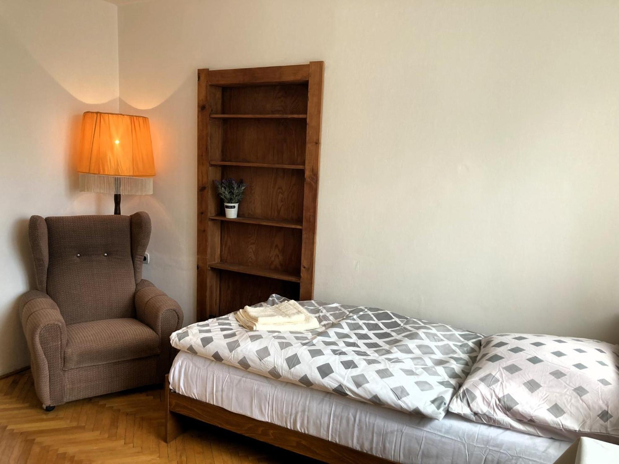 Spacious Apartment - Free Parking! Prag Exteriör bild